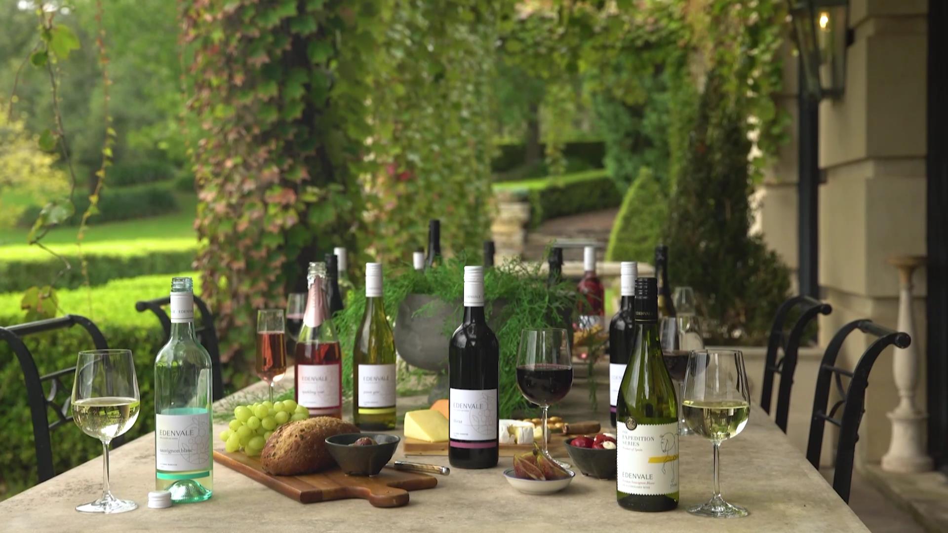 伊威養生紅白葡萄飲介紹