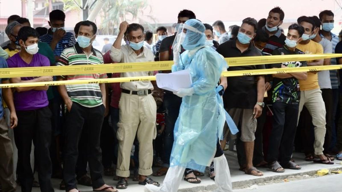 Govt to enforce compulsory Covid-19 screening for foreign workers from Jan 1