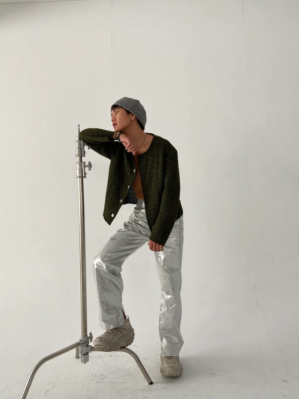 9987C63C-F6D9-444E-8FF6-6D9DCE08AC11