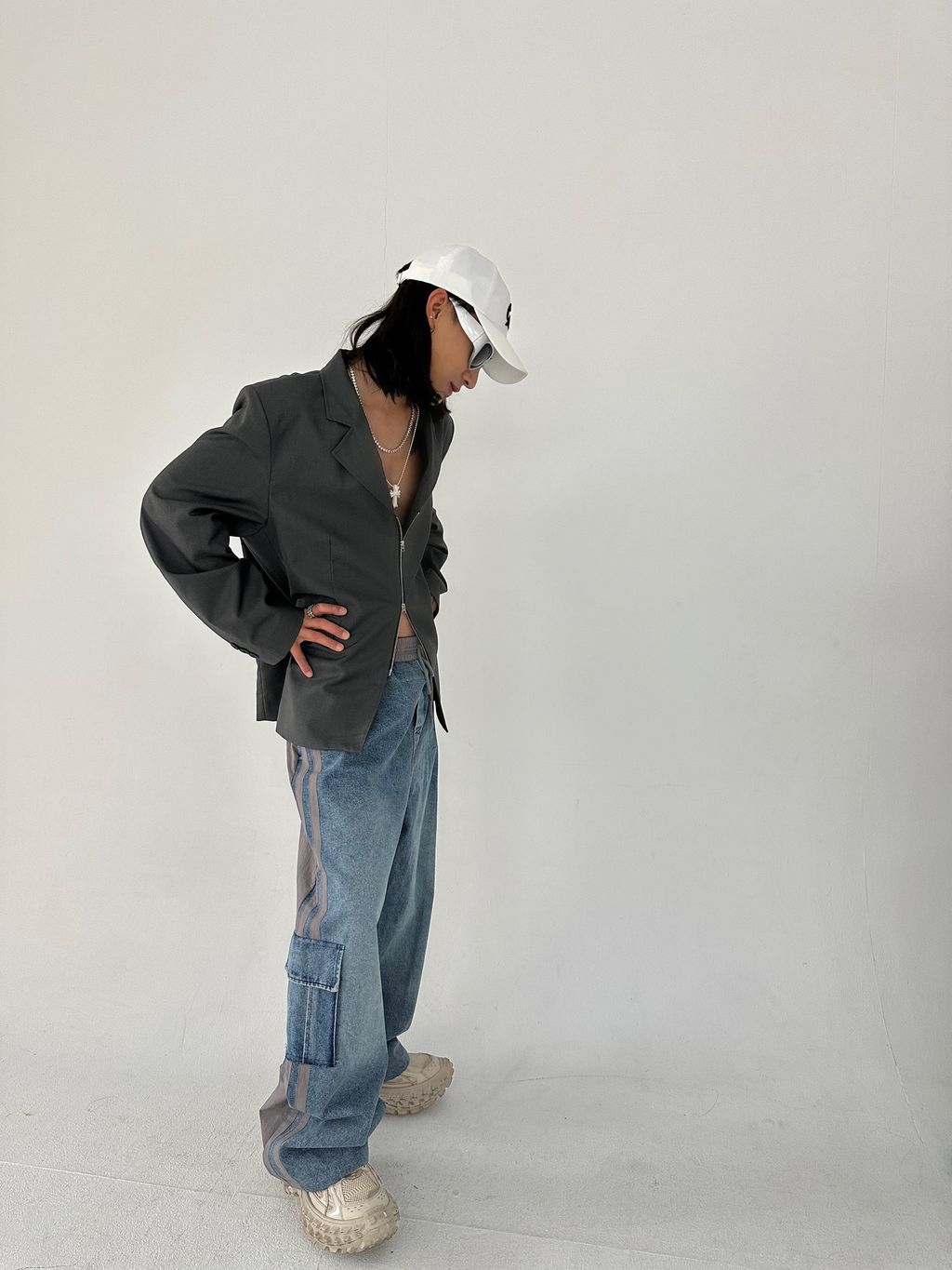 Facetune_29-03-2023-00-47-31
