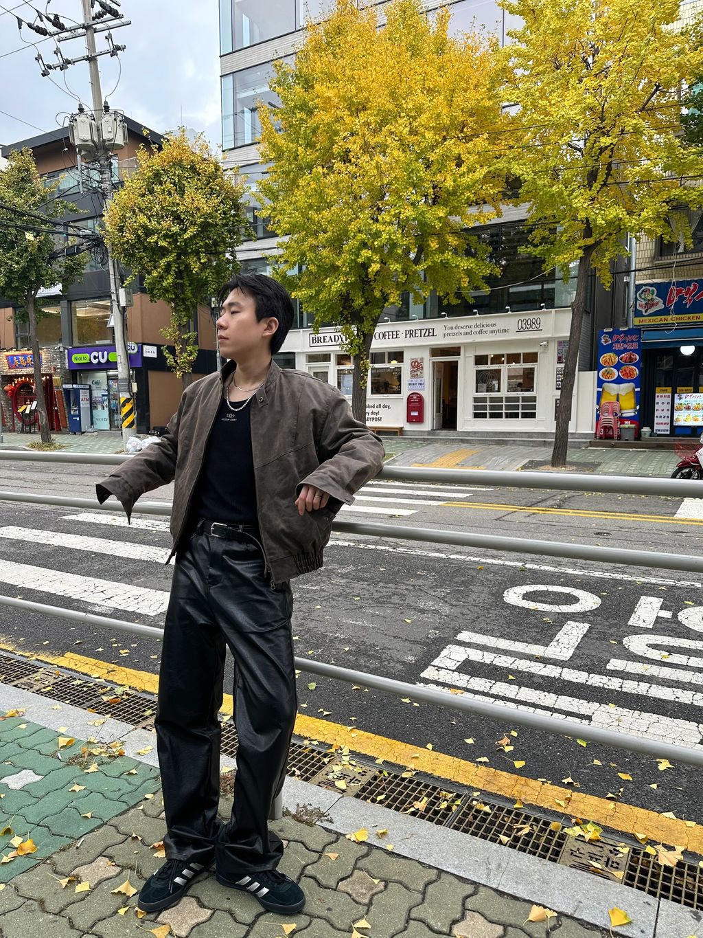 Facetune_07-11-2023-02-45-04