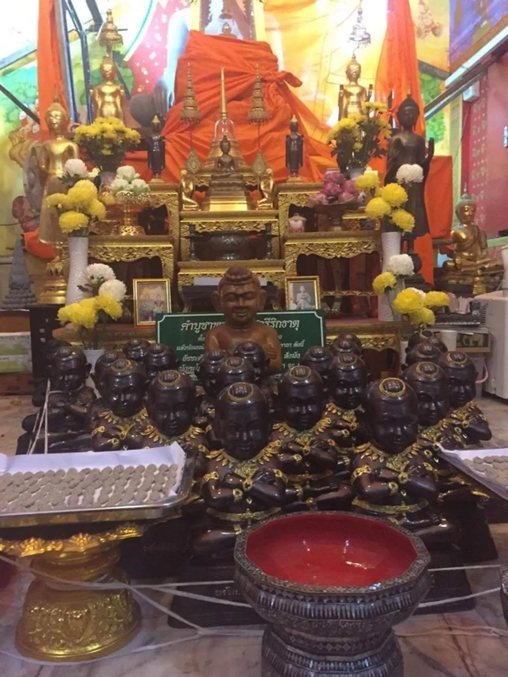 龙婆kong 古曼童2554年師父特別多入了一層的底料原本的一層料再蓋上去一層 而且師父在特別開光加持 能量非常強 龙婆kong 古曼童2554年師父特別多入了一層的底料原本的一層料再蓋上去一層 而且師父在特別開光加持 能量非常強
