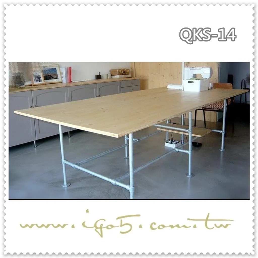 QKS-14 kitchen_table.jpg