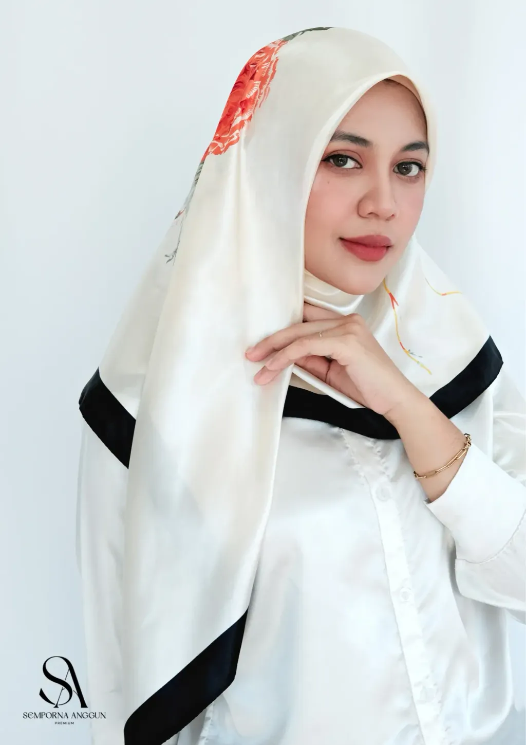 Model 7102 - 03 Cream - 2