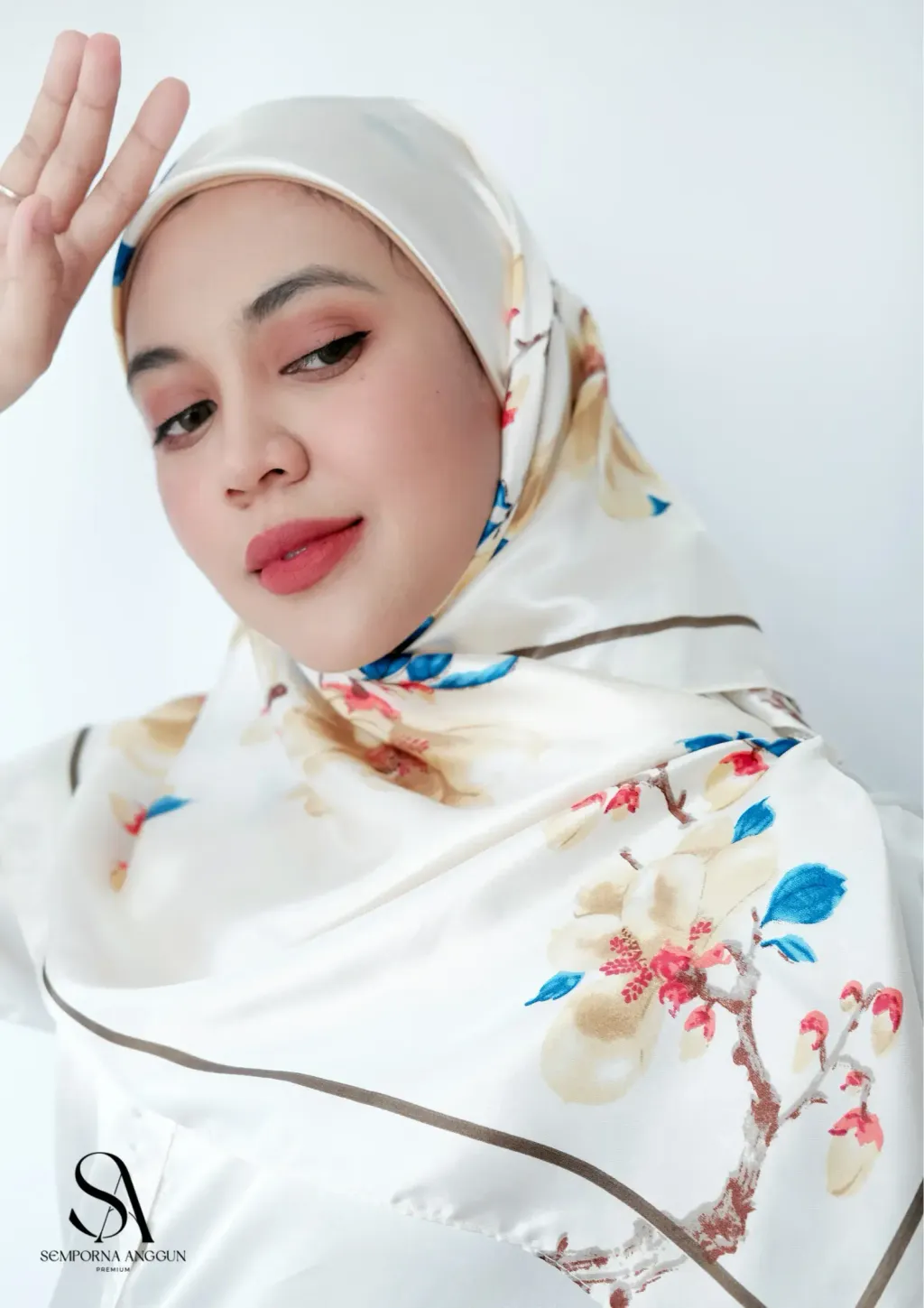 Model 7105 - 04 Cream - 2