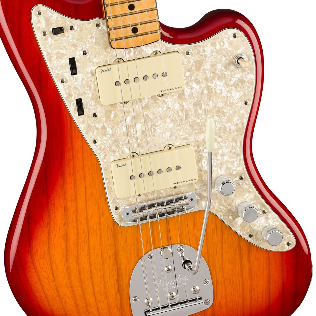 Fender 4.jpg