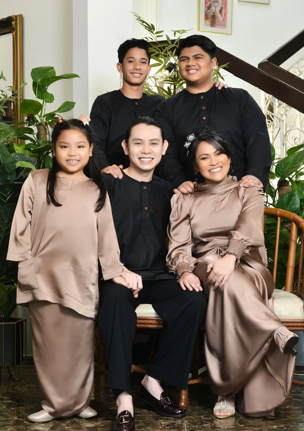 SANDSTORM FAMILY