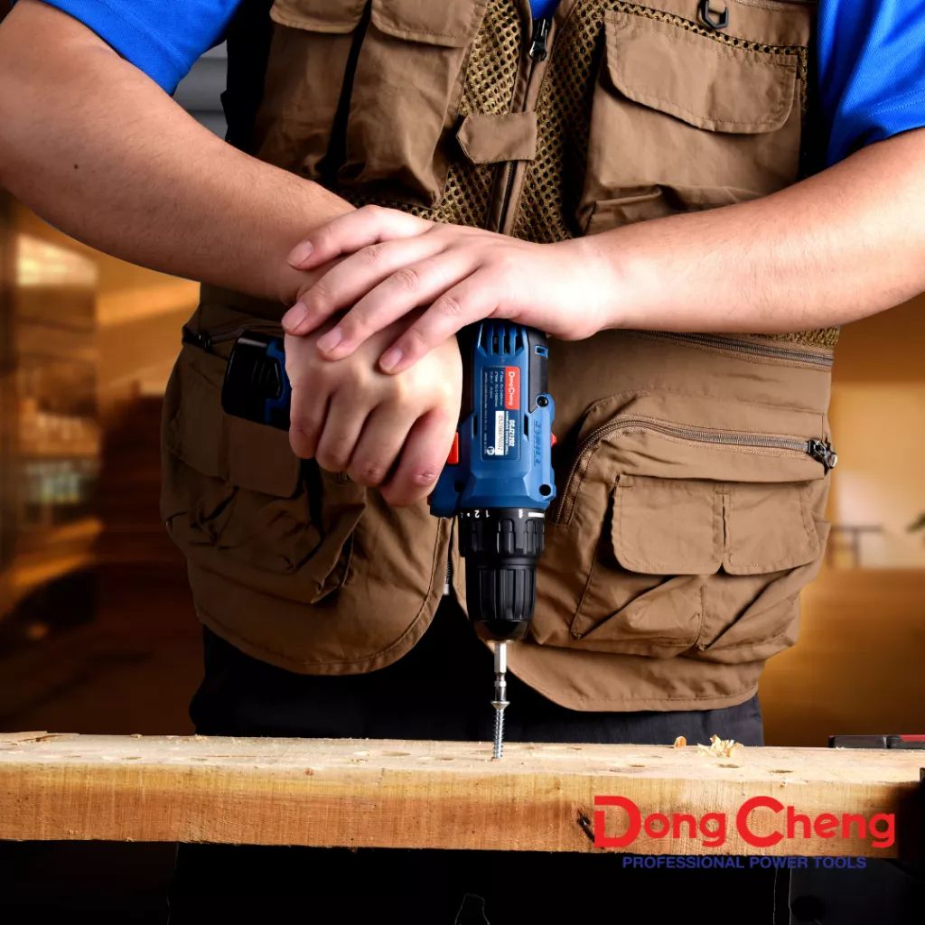 DONG CHENG 10.8V Cordless Driver Drill (3)