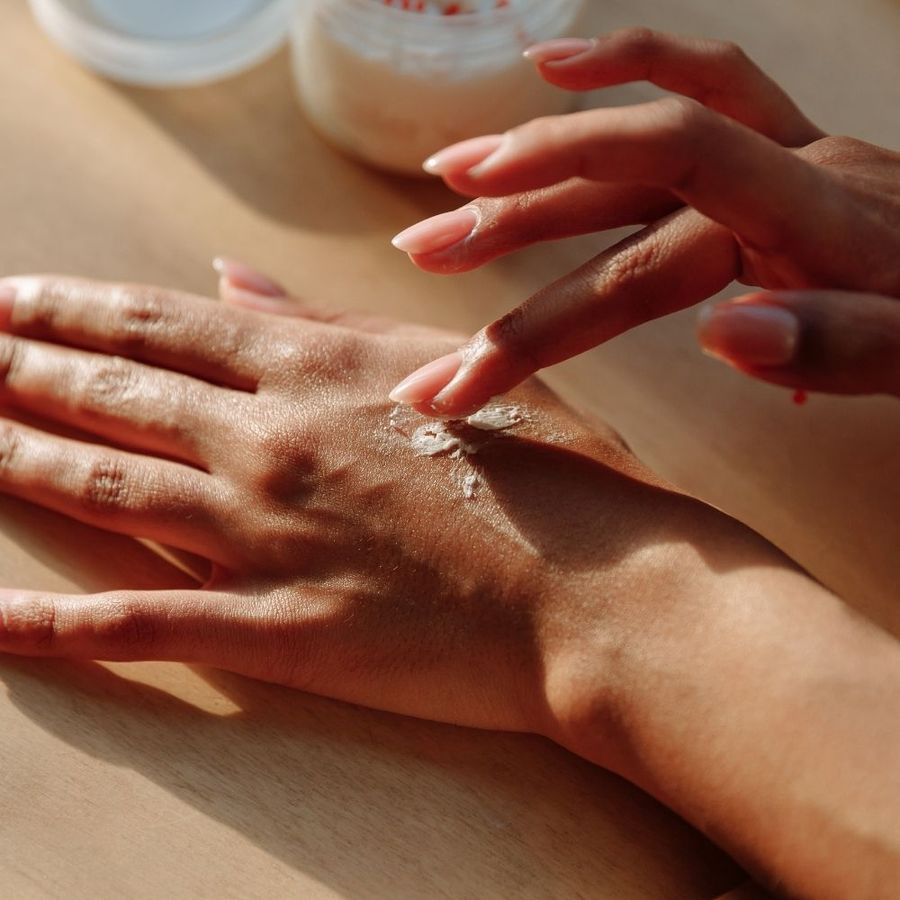 Eartheories | ARTISANAL AROMACARE - Personal Care