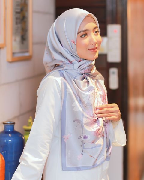 BAWAL-SATIN-ANNIVERSARY-THISTLE-2.jpg