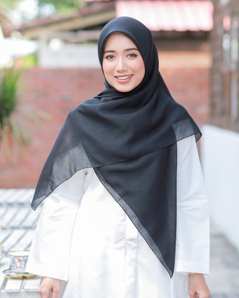 PLAIN_KOSONG-KOSONG-DATES-1.jpg
