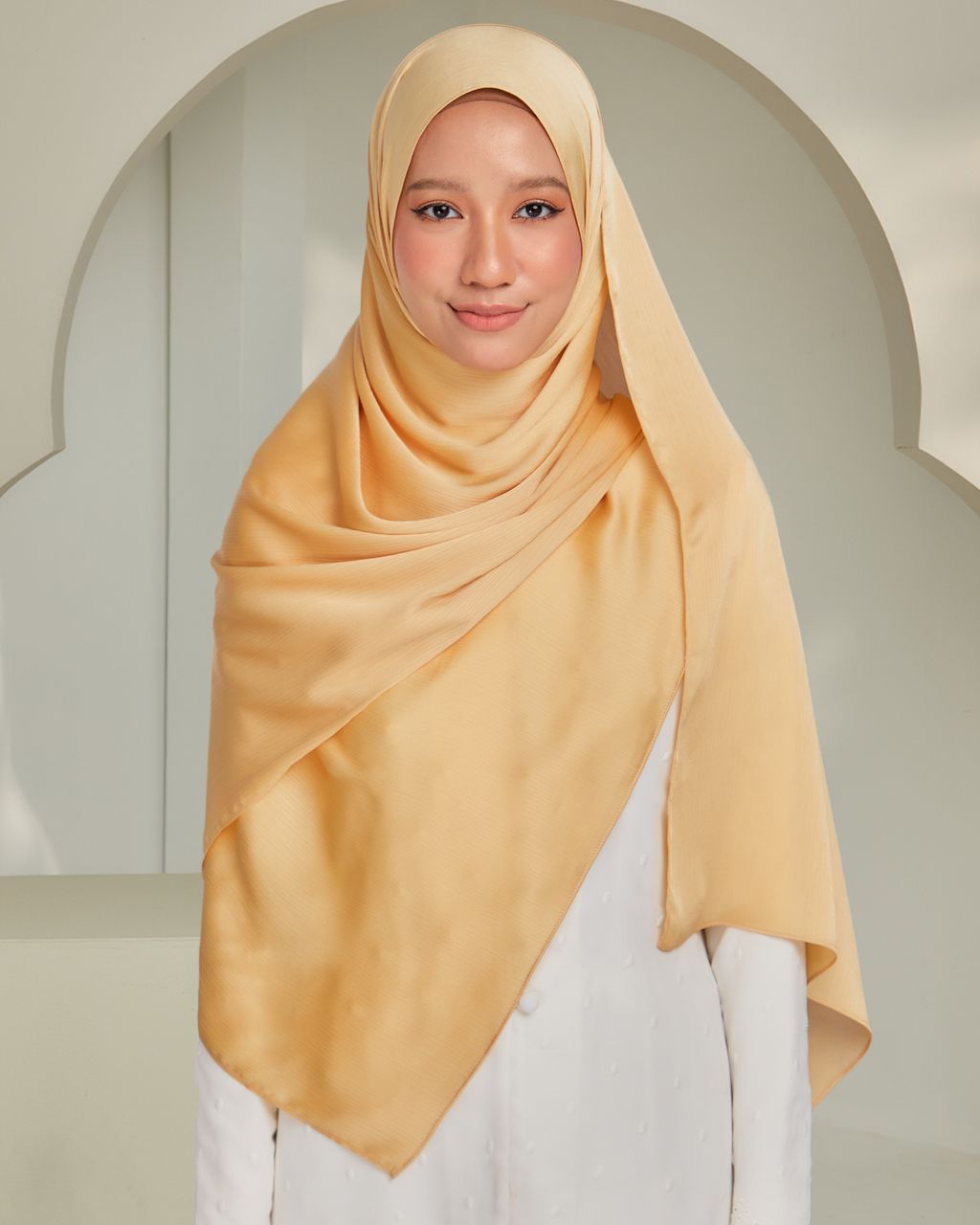 BASIC-RAYA-LAURA_SUNSHINE