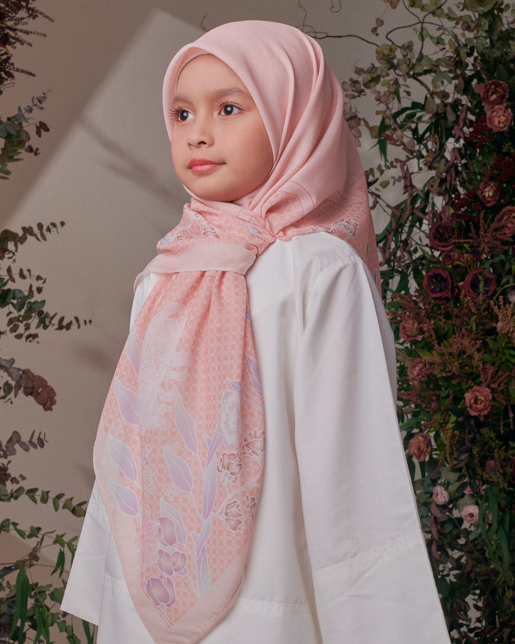 NOSTALGIA-RAYA_KIDS-COTTON_SWASTIKA-2