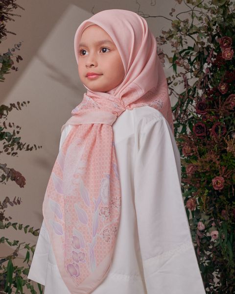 NOSTALGIA-RAYA_KIDS-COTTON_SWASTIKA-2