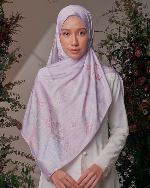 NOSTALGIA-RAYA_SHAWL-SATIN_ORKID