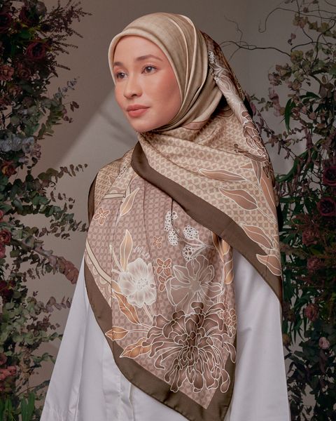 NOSTALGIA-RAYA_SQUARE-SATIN_PUCUK-REBUNG-2
