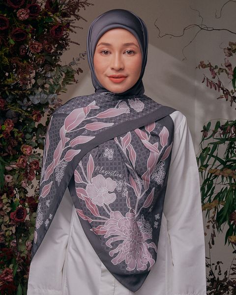 NOSTALGIA-RAYA_SQUARE-SATIN_BUNGA-KERUBUNG