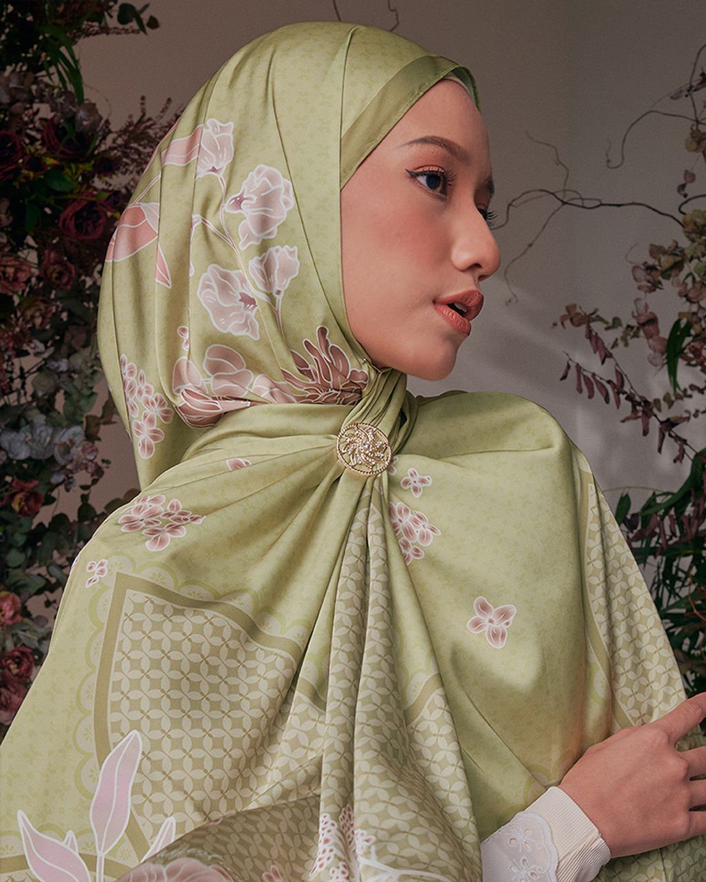 NOSTALGIA-RAYA_SHAWL-SATIN_BUNGA-BULUH-3