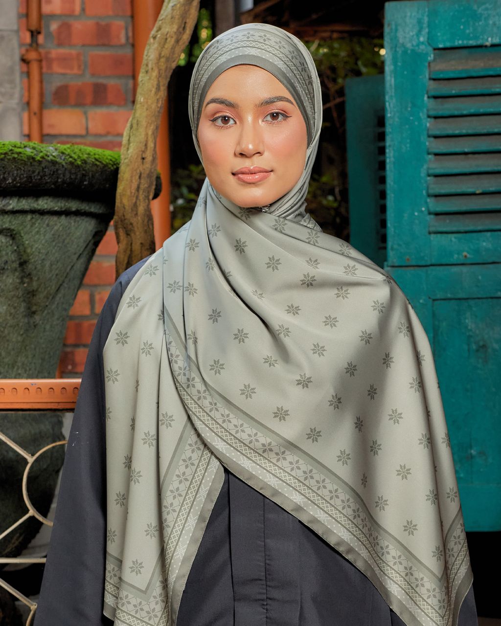 WARISAN_SHAWL-SATIN_INANG-1