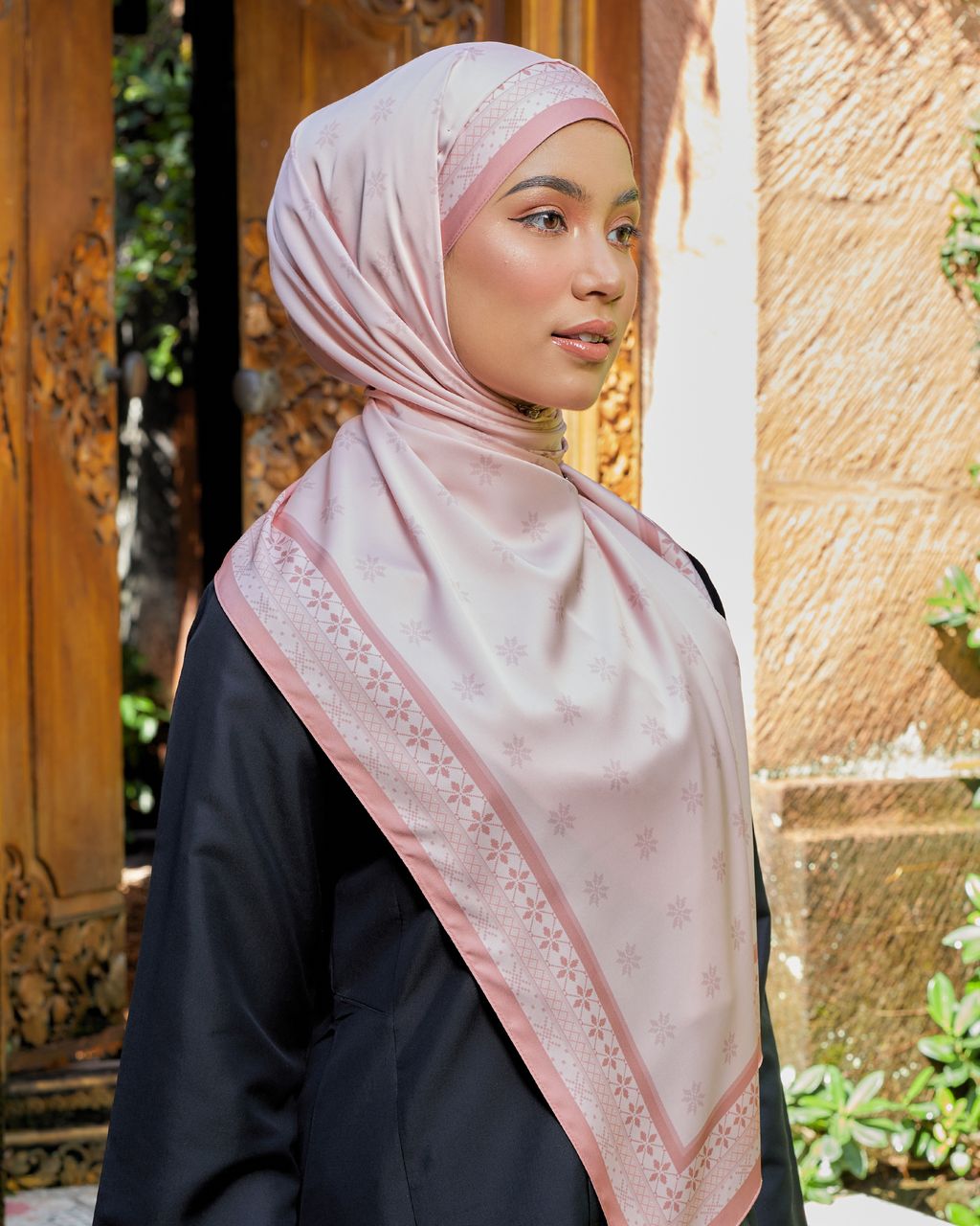 WARISAN_SHAWL-SATIN_NGAJAT-2