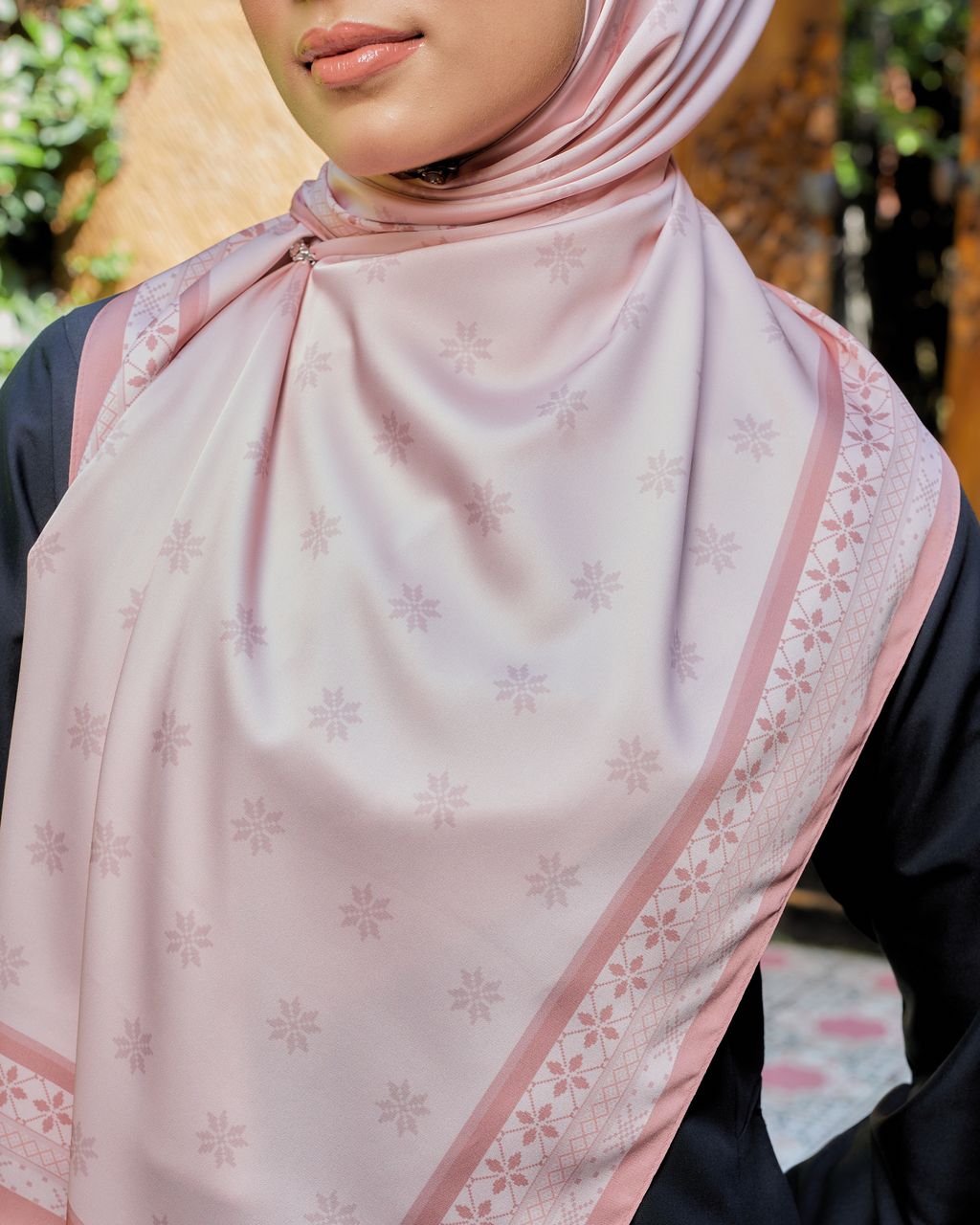 WARISAN_SHAWL-SATIN_NGAJAT-3