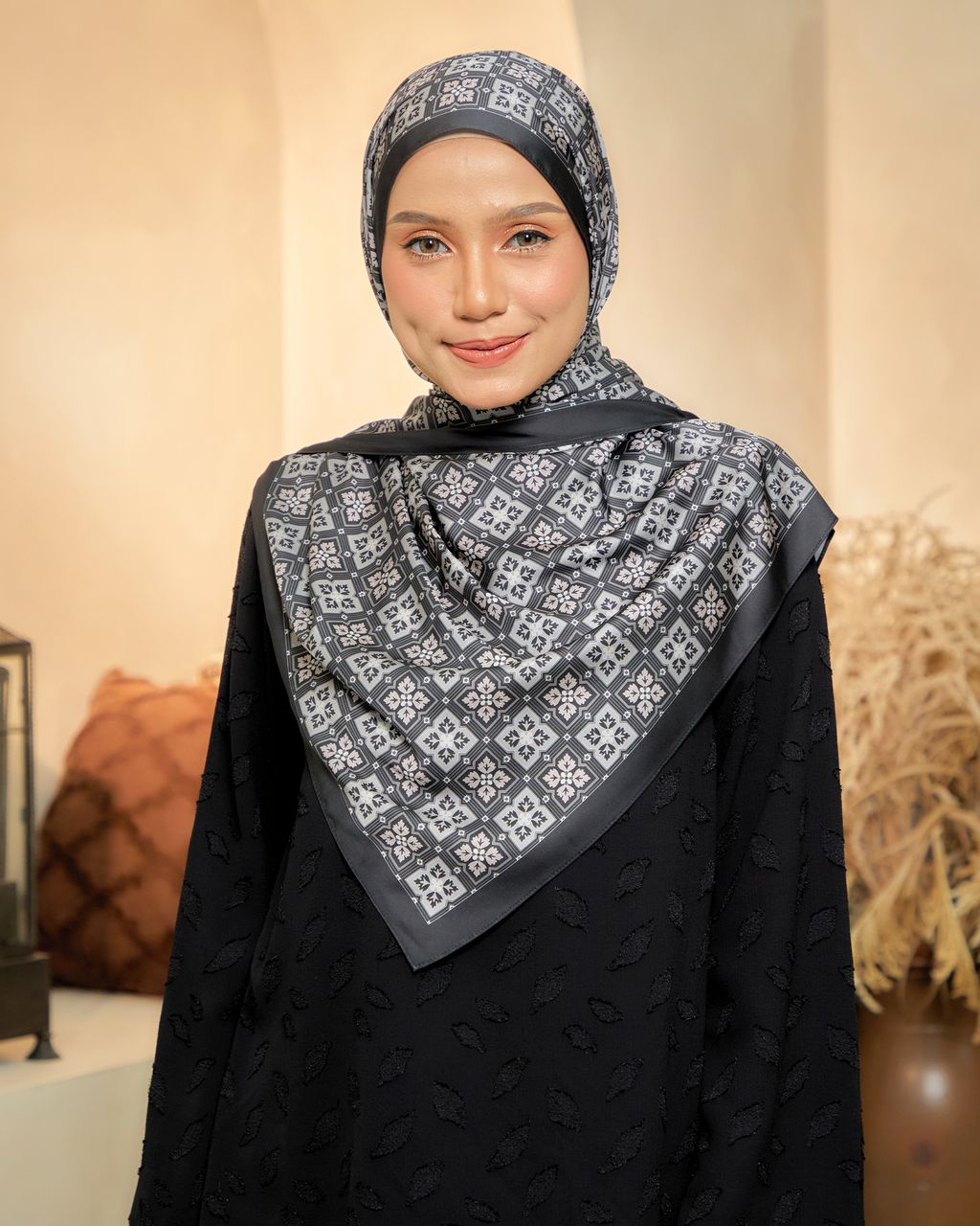 8TH-ANNIVERSARY-MAERAYA_WEBSITE-SHAWL-SATIN-INK-1