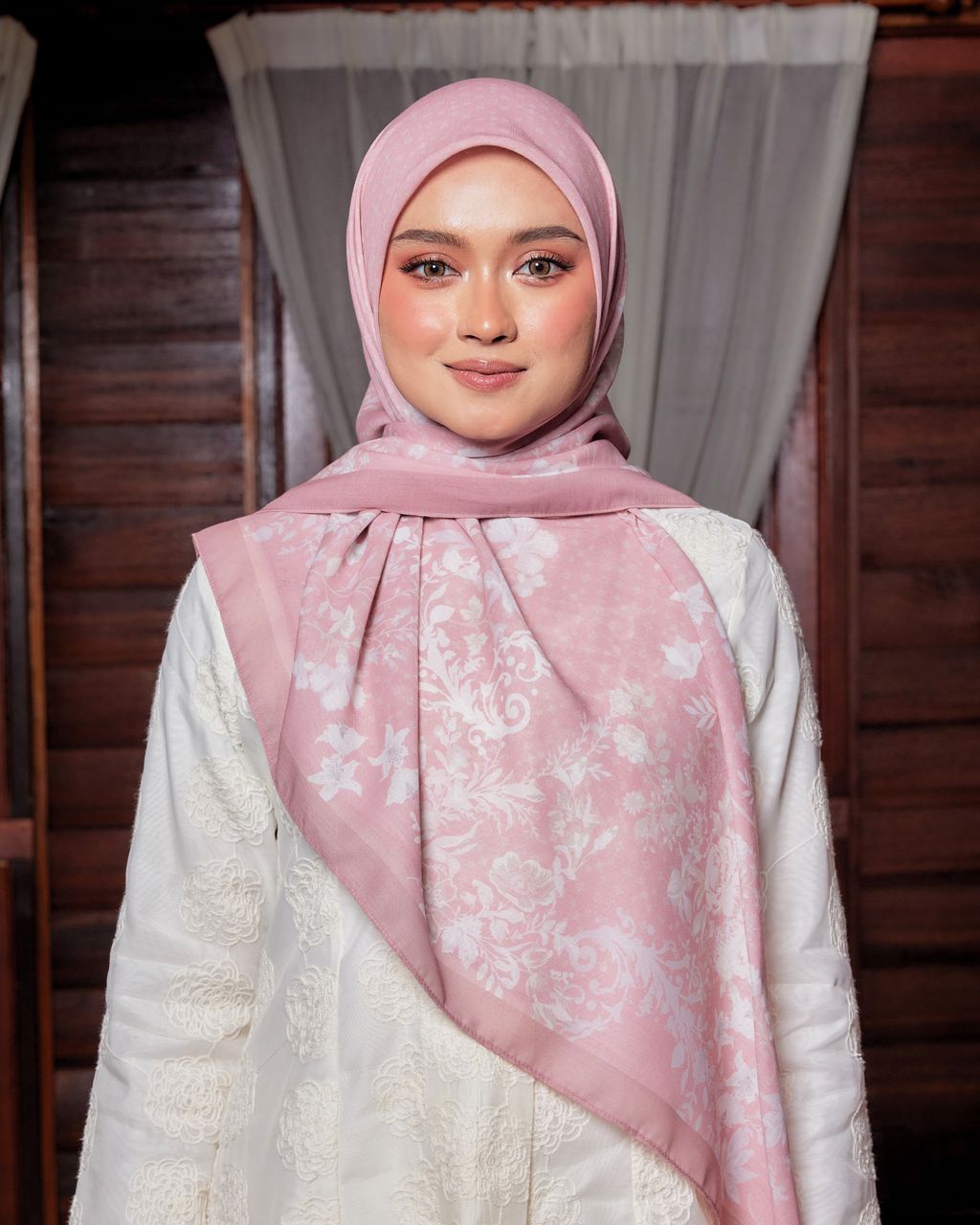 WEBSITE-CATALOGUE_GAYA-RAYA_MIA-1