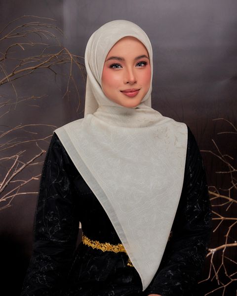 WEBSITE_MELODY_LYODRA-1