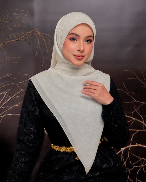 WEBSITE_MELODY_LYODRA-2