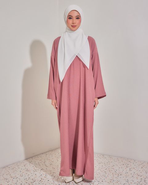 WEBSITE_ZENDAYA_MYSTIC-1