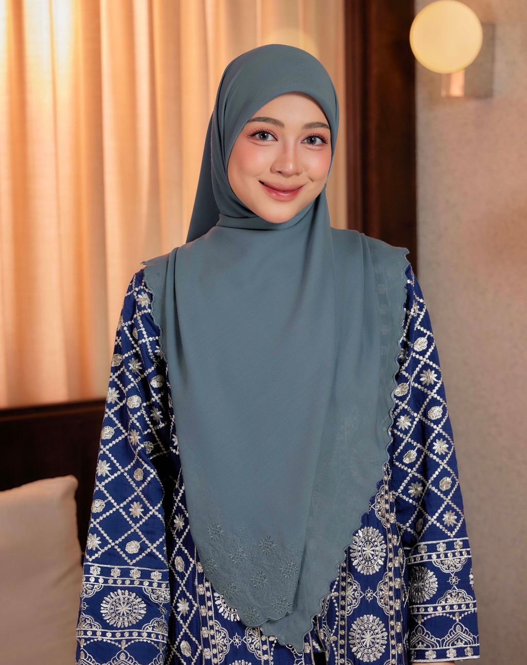 tudung-bawal-labuh-maejestica-blue-gray