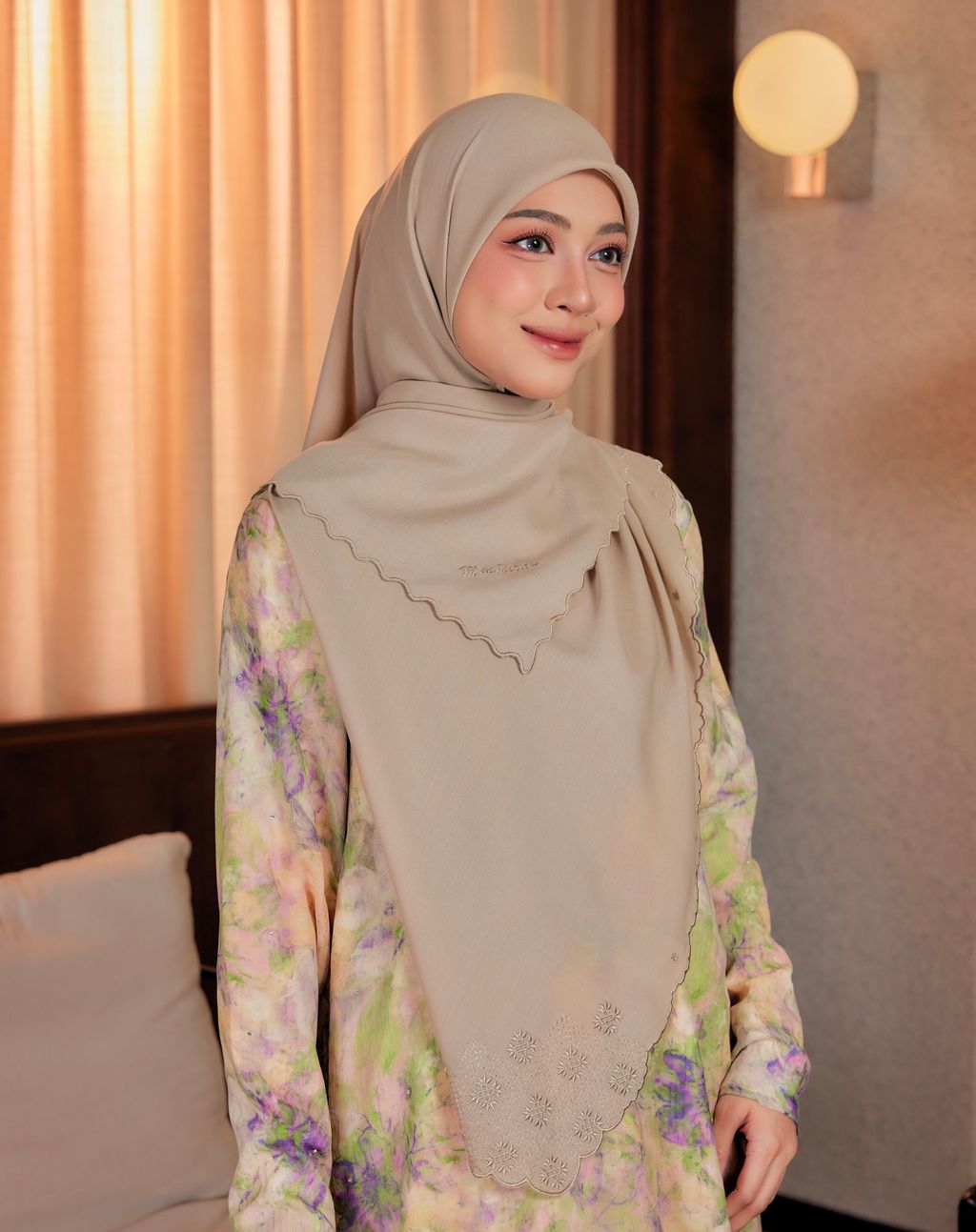 tudung-bawal-labuh-maejestica-khaki2