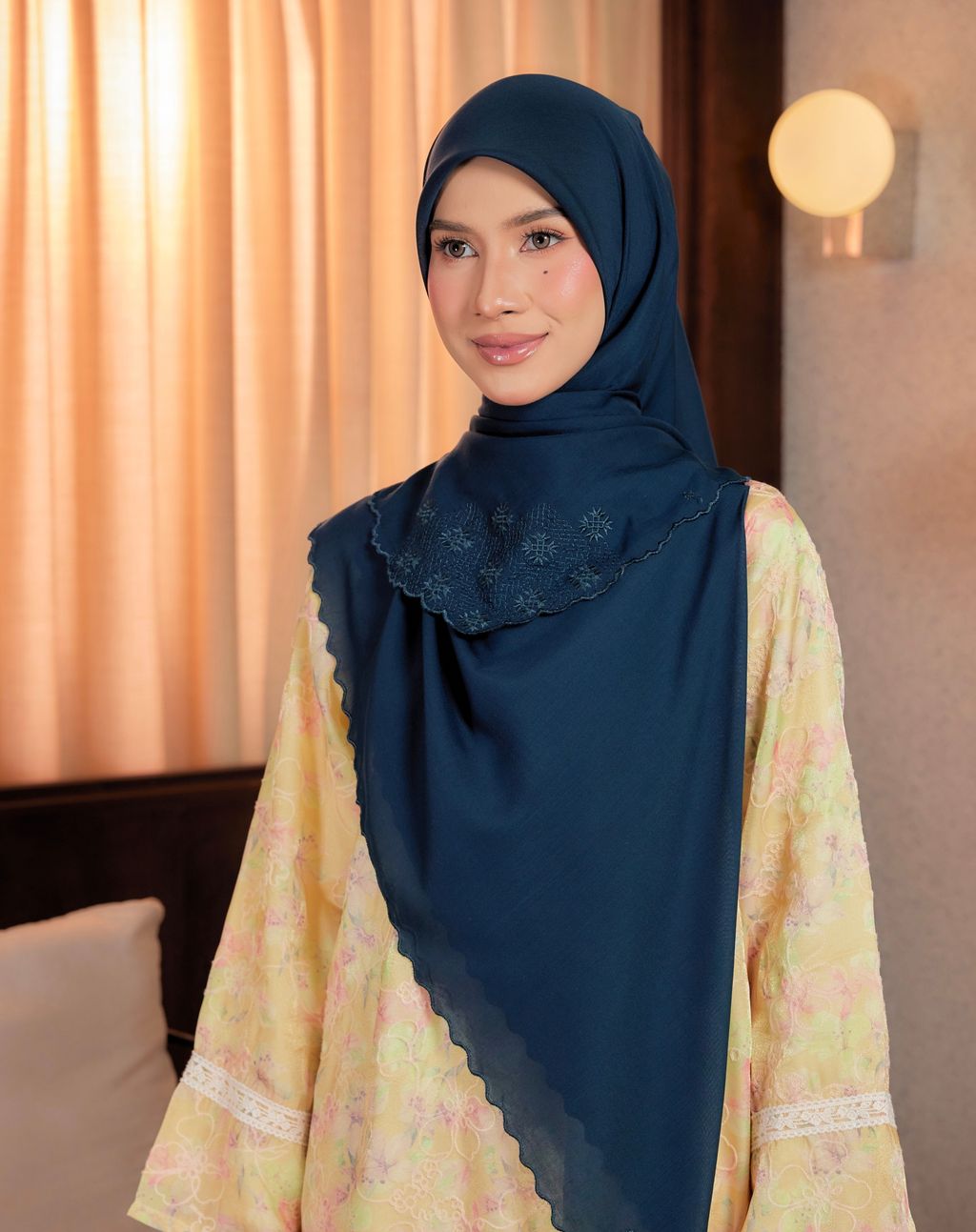 tudung-bawal-labuh-maejestica-peacock-green2