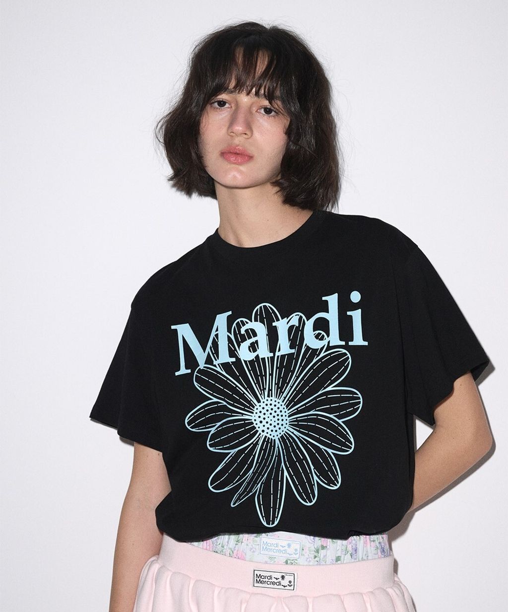 TSHIRT20FLOWERMARDI_BLACK20SKY