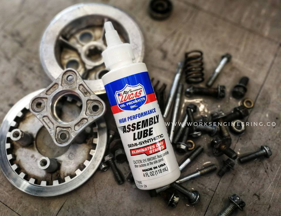Lucas SemiSynthetic Assembly Lube (4oz / 118ml) / (16oz / 273ml) Works Engineering Official