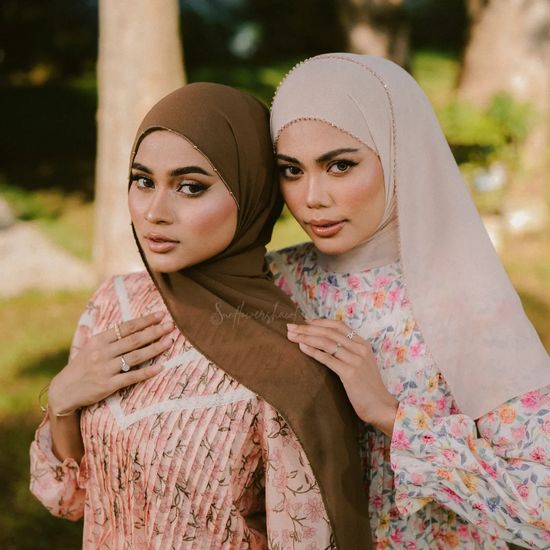 ELARA BEADED SHAWL RAYA EXCLUSIVE | Sunflowershawl