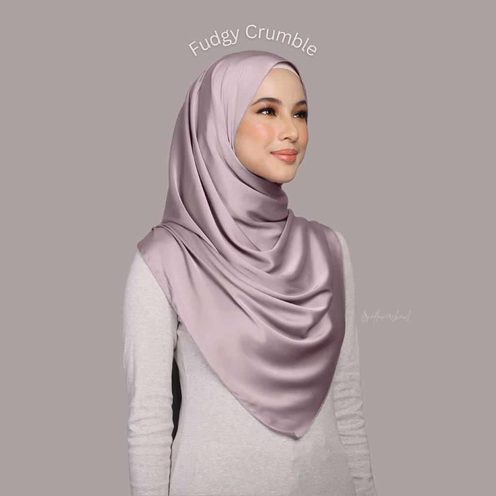 Lucyana shawl 2025.zip - 15-1738228338735