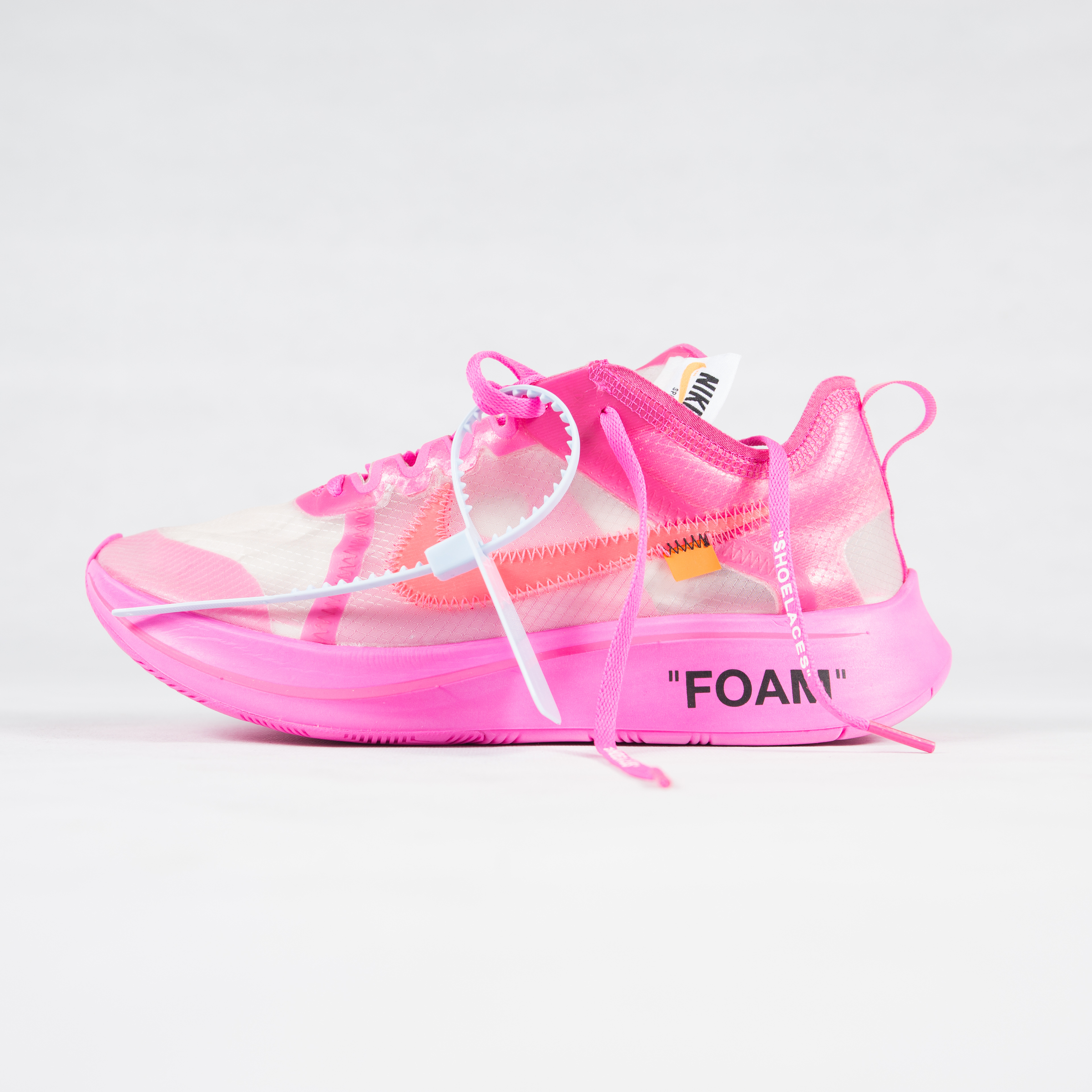 nike zoom off white pink