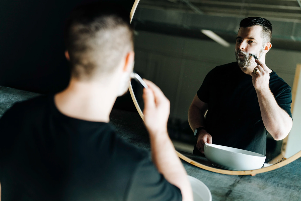 Save your face from daily shaving