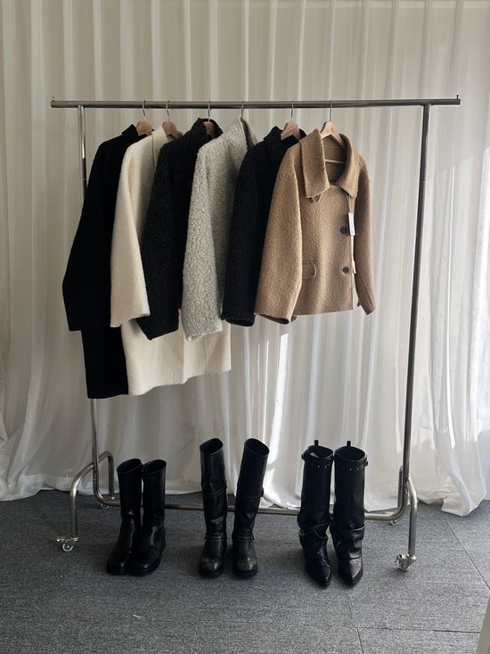 November 2025 | Augus.