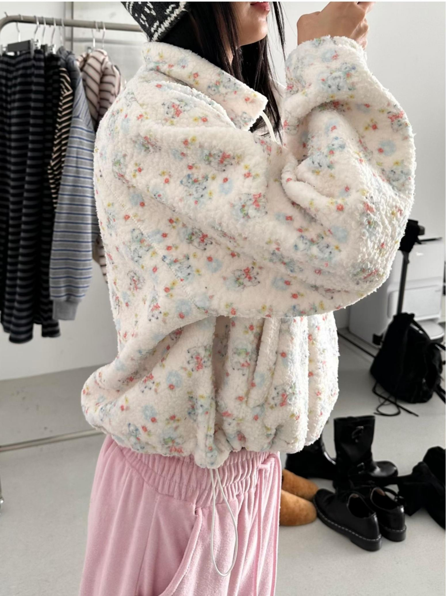 1_1_1547x12530_6_1547x2067