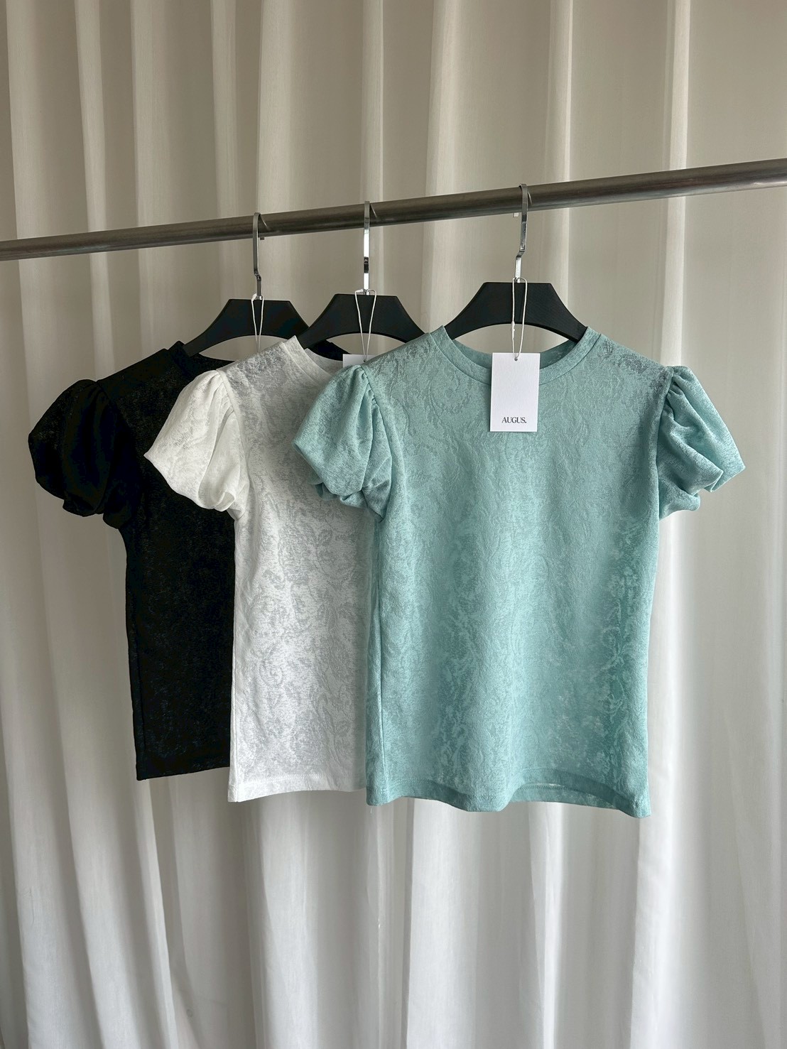 LINE_ALBUM_202606_260623_192