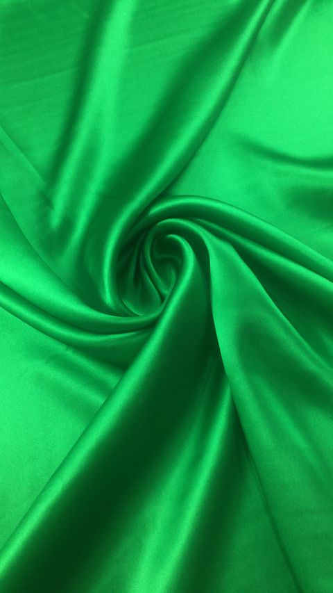 40 emerald green.jpg