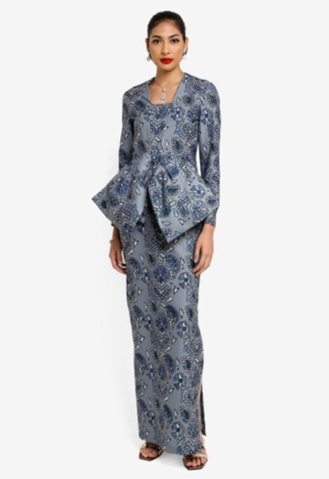 Zaharah Batik Kurung.jpg