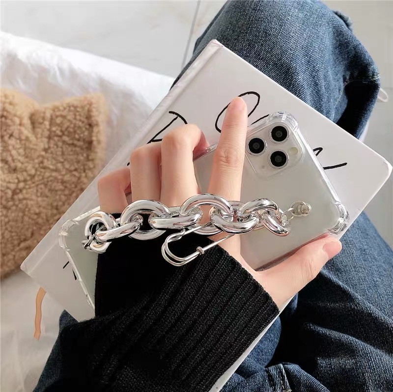 CHAIN STRAP CLEAR PHONE CASE GYOZA.CLOSET