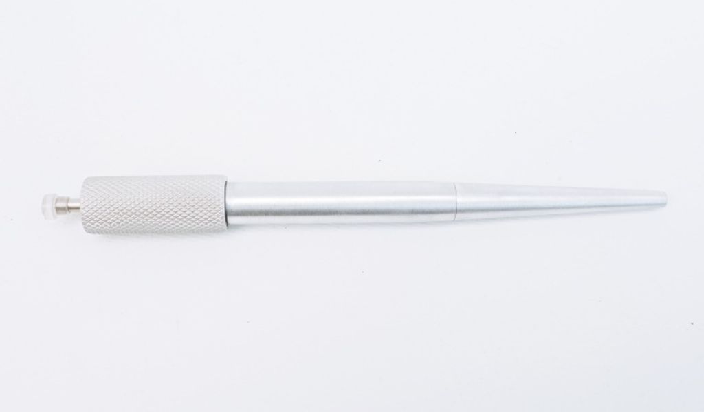 eyebrow-microblading-pen2.jpg
