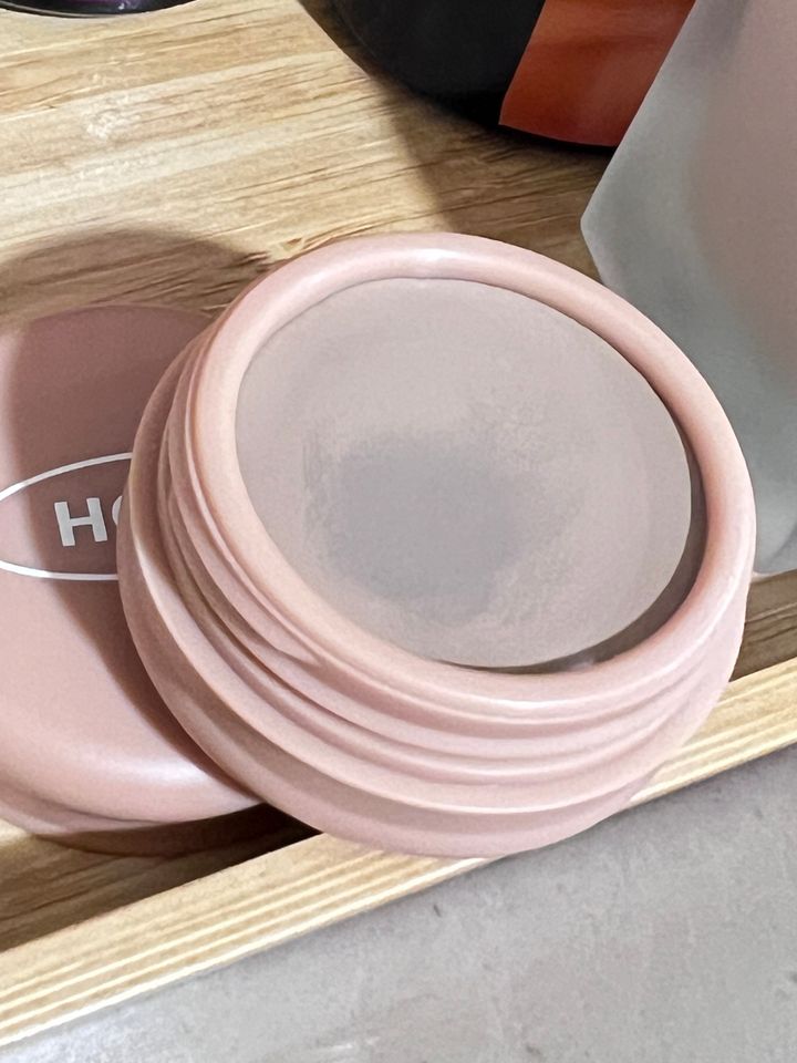 六月修容比影膏2