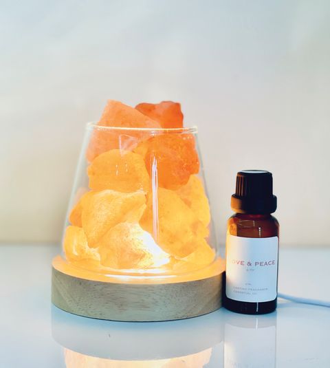 himalayan salt diffuser w oil .jpg