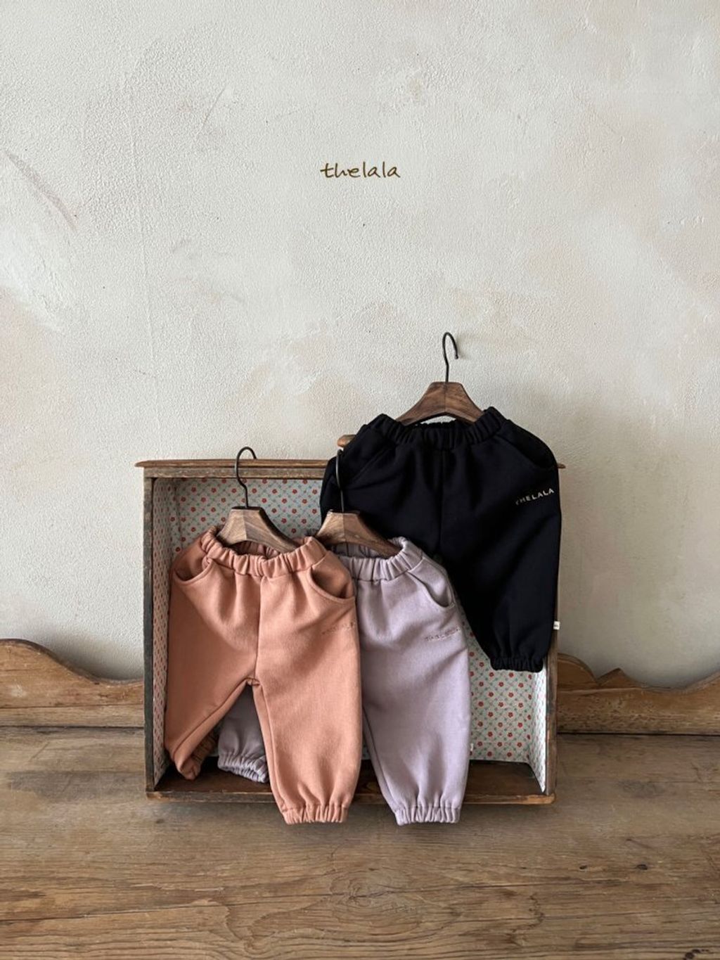 CB5B0671-F06D-4465-9682-DA192D3EE8FB