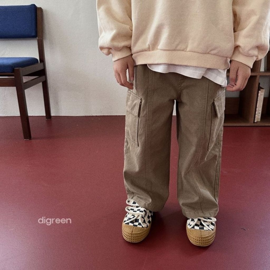 D663F6E3-41FB-422A-A9F5-60D4F472FB7E